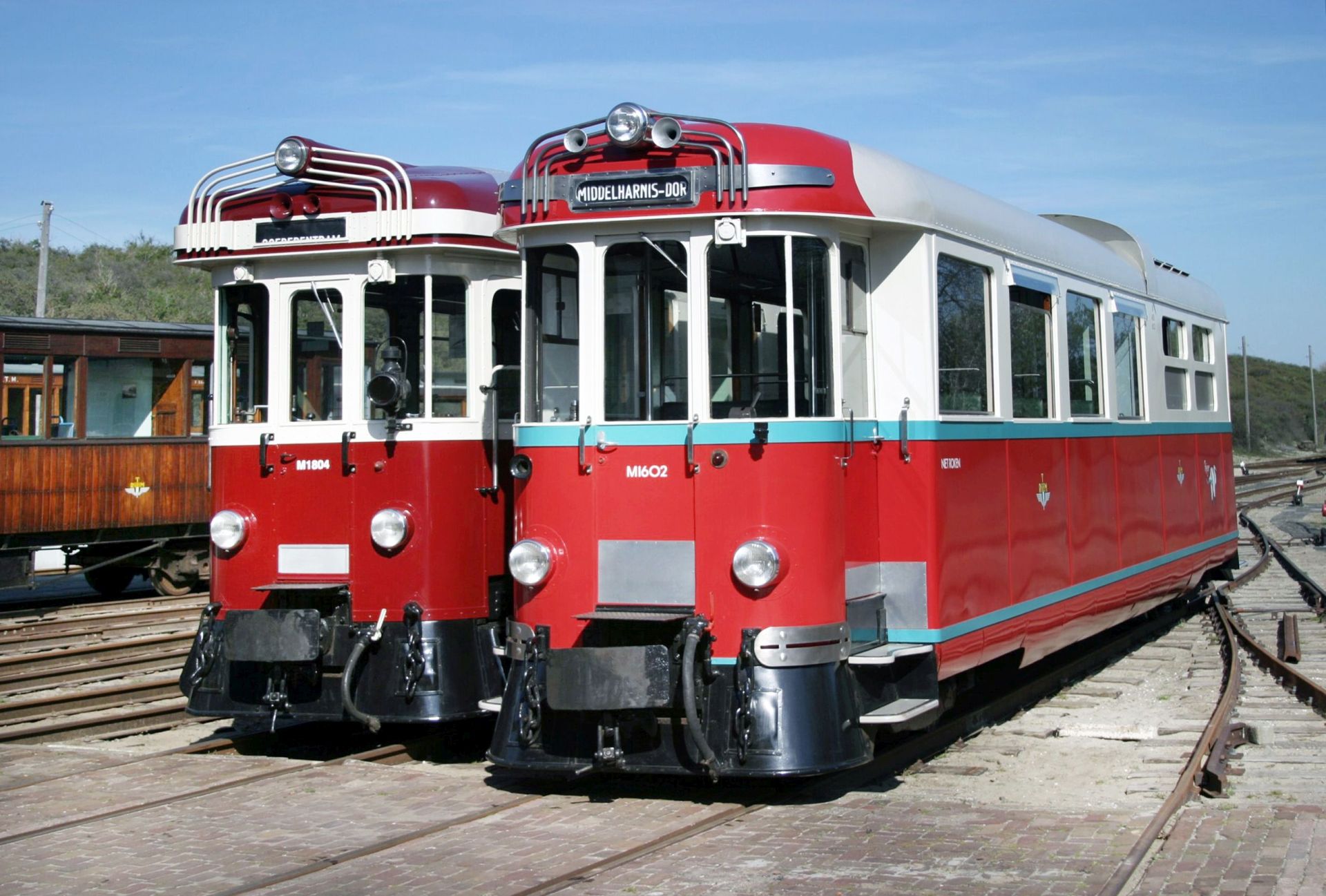 Nostalgische Schienenkreuzfahrt mit dem Triebwagen Jaap. Auergewhnlichen Dampf-Museumszgen sowie das Dampffestival Terug naar Toen  Zurck nach Damals IGE. Triebwagensonderfahrt, Bahnreise, Zugreise, Eisenbahnreise | IGE - IGE Erlebnisreisen | 